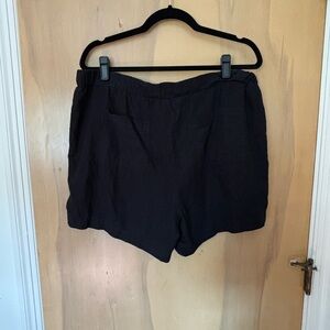 Briggs New York Black Women's Linen Shorts